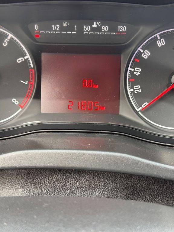 Gebraucht Opel Corsa Edition 69 PS (50 kW) 2018 Rot Kleinwagen