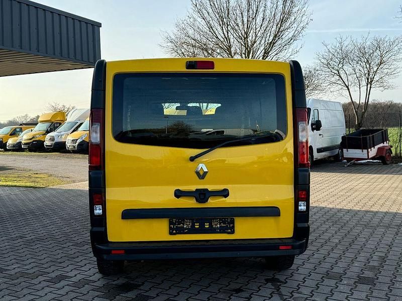 Gebraucht Renault Trafic Komfort 120 PS (88 kW) 2020 Gelb Van / Kleinbus