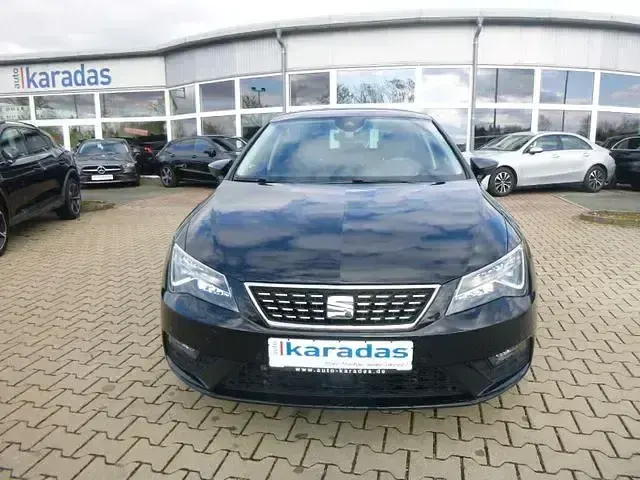 Gebraucht Seat Leon XCELLENCE 150 PS (110 kW) 2020 Mitternachtsschwarz Limousine