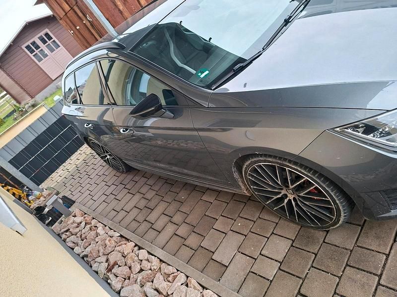 Gebraucht Seat Leon ST 290 PS (213 kW) 2016 Grau Kombi