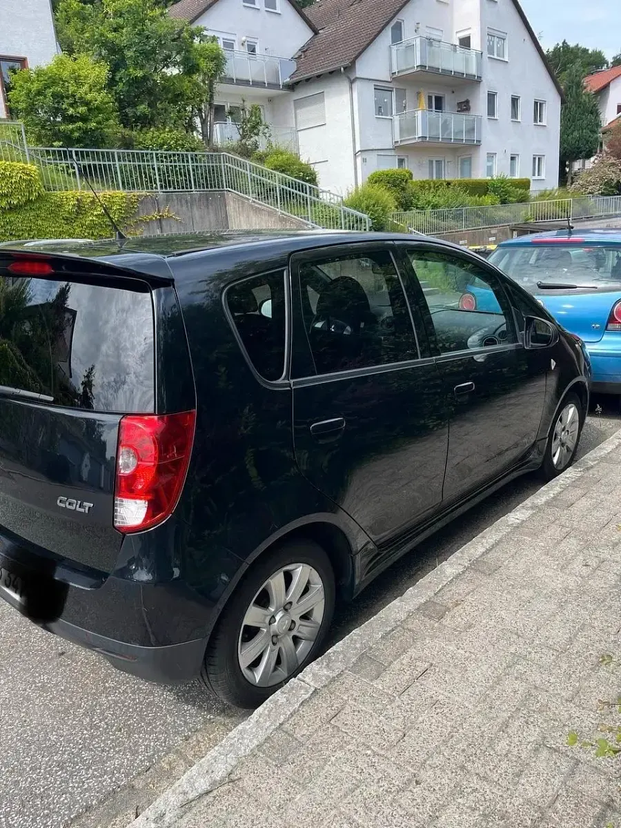 Gebraucht Mitsubishi Colt 95 PS (69 kW) 2010 Schwarz Kleinwagen