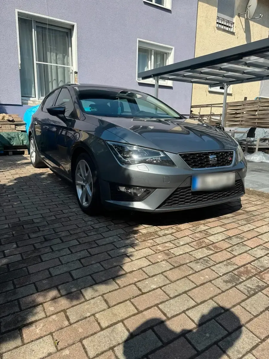 Gebraucht Seat Leon FR 150 PS (110 kW) 2016 Grau Kleinwagen
