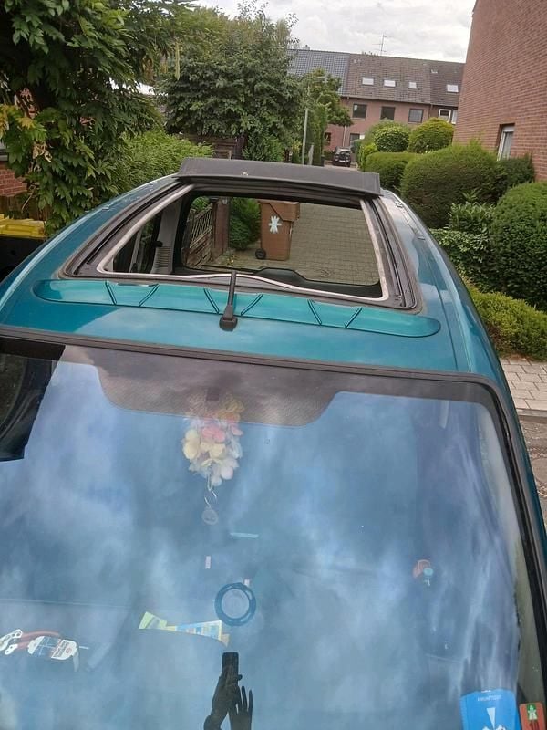 Grün Gebraucht 2003 Citroën Berlingo Van / Kleinbus | 3.299 € (Fairer Preis) - Bild 1/4