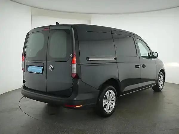 Używany VW Caddy Maxi 102 KM (75 kW) 2022 Niebieski Minivan