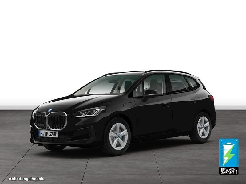 Gebraucht BMW 230e Active Tourer 326 PS (239 kW) 2025 Schwarz Van / Kleinbus