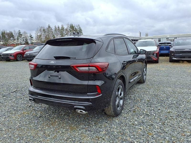 Neu Ford Kuga ST-Line 185 PS (136 kW) 2026 Schwarz SUV