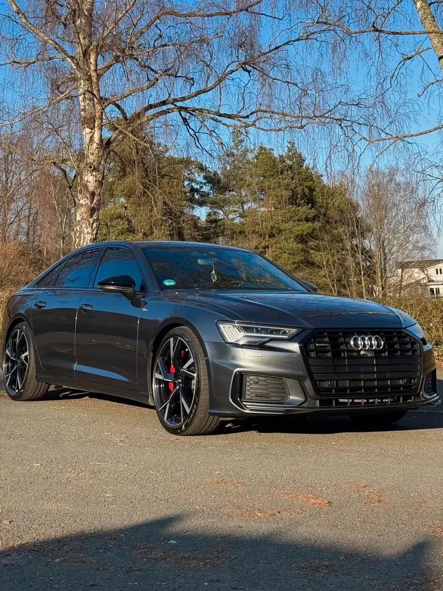 Gebraucht Audi A6 Ambiente 367 PS (269 kW) 2020 Silber Limousine