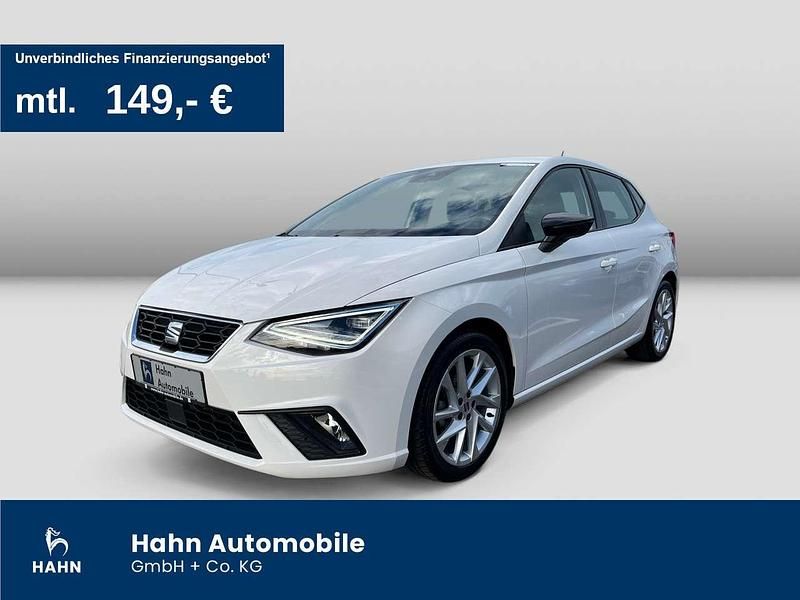 "candy" weiss Gebraucht 2022 Seat Ibiza FR Limousine | 15.460 € (Guter Preis) - Bild 1/3