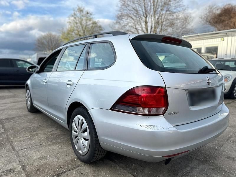 Gebraucht VW Golf VI 105 PS (77 kW) 2011 Grau Kleinwagen