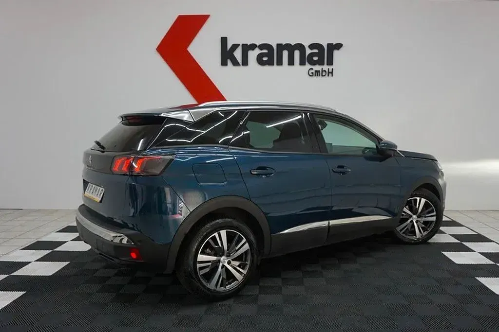 Gebraucht Peugeot 3008 Allure 131 PS (96 kW) 2021 Blau SUV