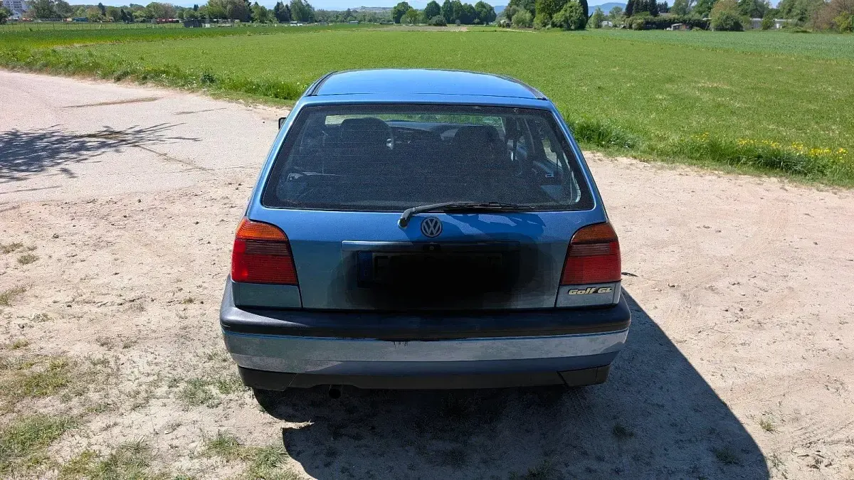 Gebraucht VW Golf III 90 PS (66 kW) 1994 Blau Kleinwagen