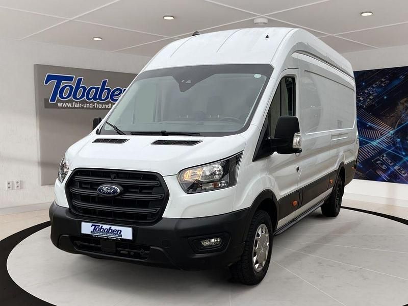 Gebraucht Ford Transit Trend 131 PS (96 kW) 2023 Weiß Limousine
