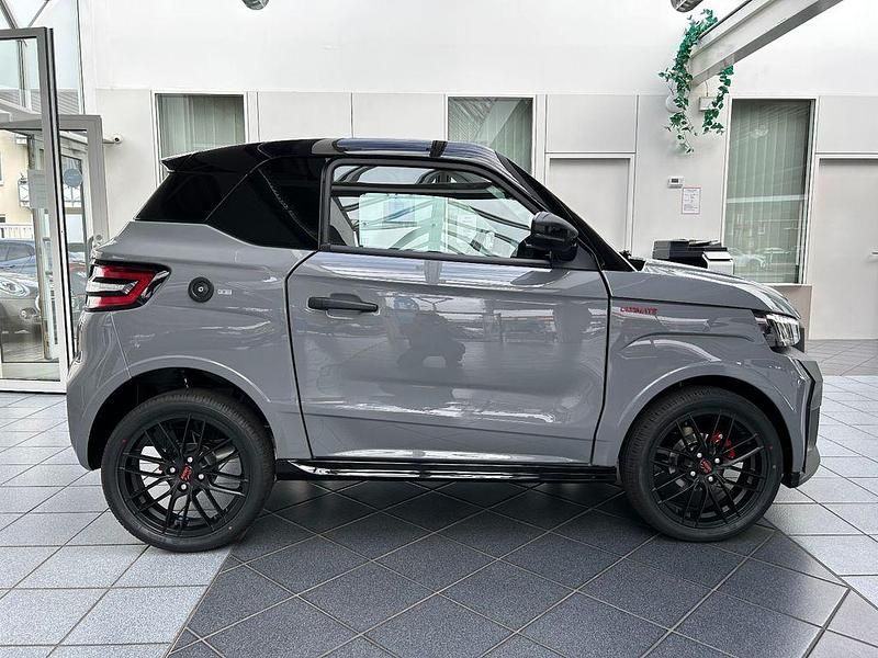 Neu Ligier JS50 2026 Grau Kleinwagen