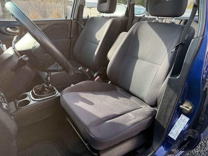 Gebraucht Mitsubishi Space Star Invite 98 PS (72 kW) 2005 Blau Kombi