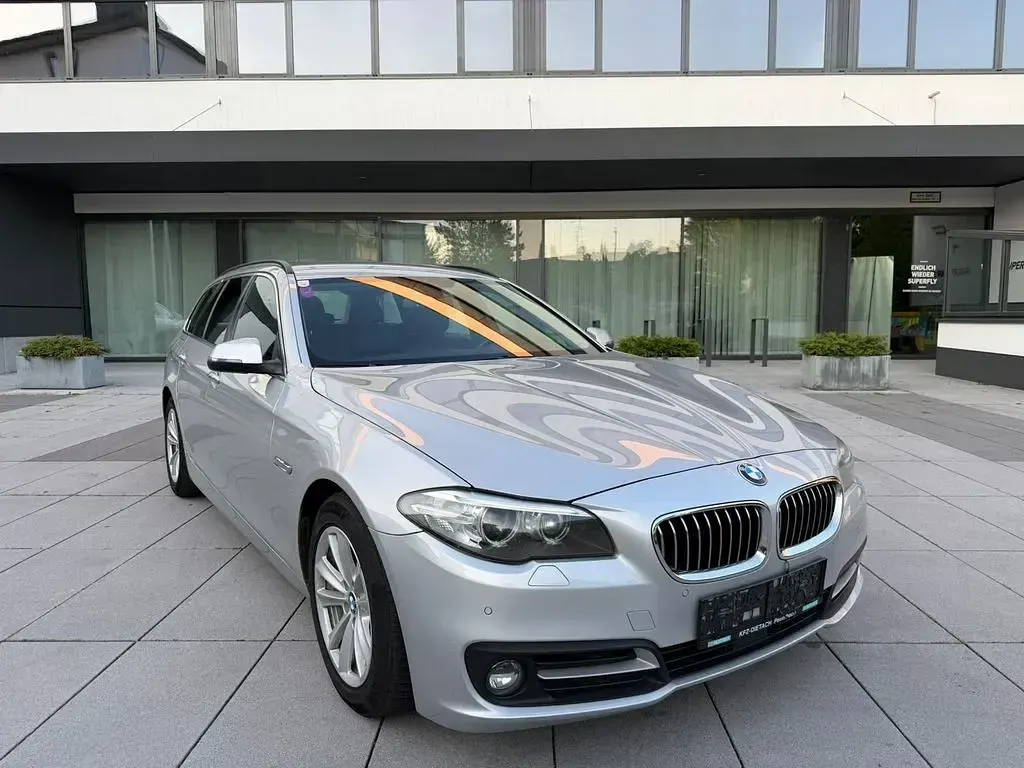 Gebraucht BMW 525 218 PS (160 kW) 2016 Silber Kombi