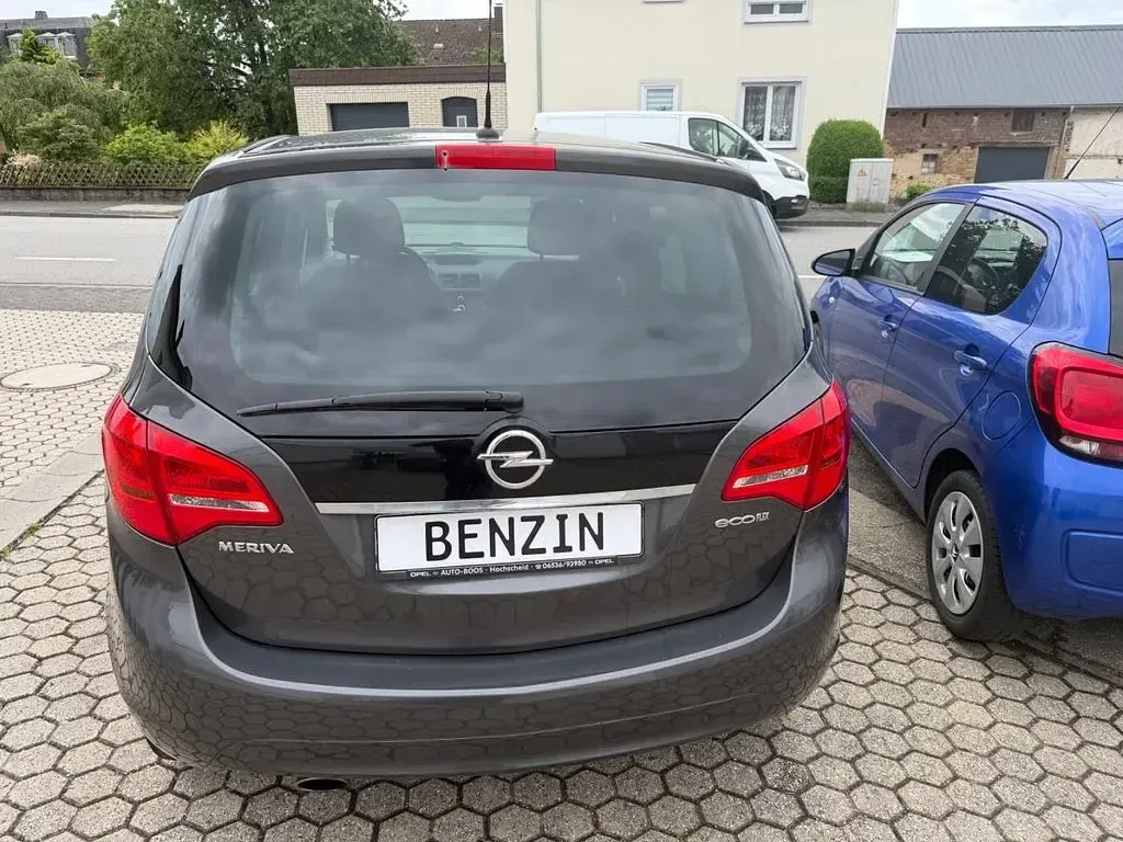 Gebraucht Opel Meriva 140 PS (102 kW) 2012 Grau Van / Kleinbus