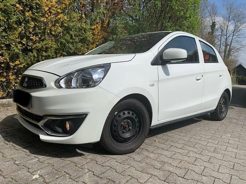 Gebraucht Mitsubishi Space Star 71 PS (52 kW) 2017 Weiß Kleinwagen