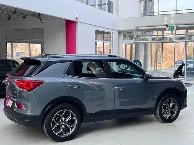 Gebraucht SsangYong Korando Sapphire 136 PS (100 kW) 2020 Grau SUV