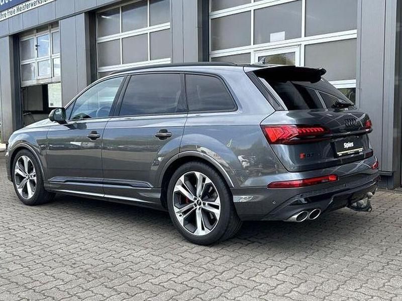 Gebraucht Audi SQ7 Competition 507 PS (372 kW) 2023 Daytonagrau perleffekt SUV