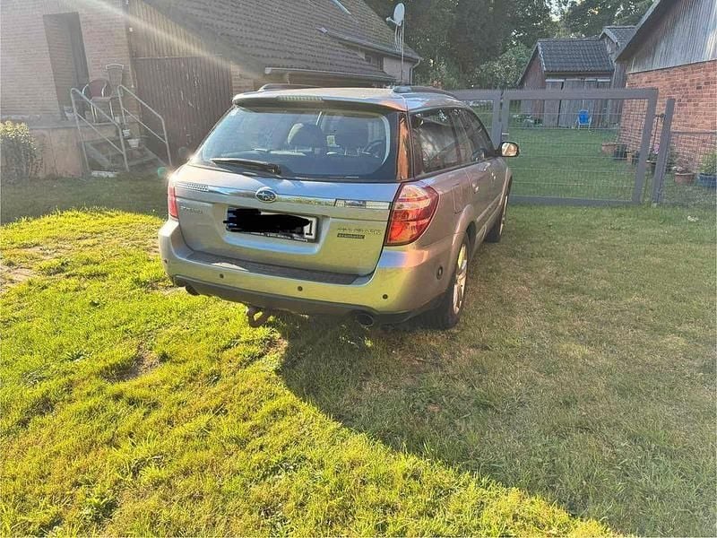Gebraucht Subaru Outback 165 PS (121 kW) 2008 Silber Kombi