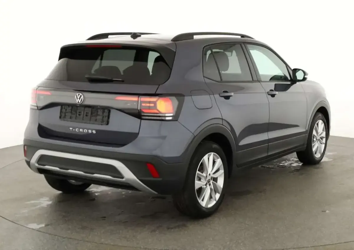 Neu VW T-Cross Life 150 PS (110 kW) 2026 Rauch grau metallic SUV