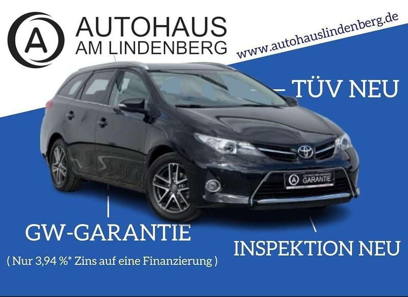 Schwarz Gebraucht 2014 Toyota Auris Touring Sports Edition Kombi | 12.499 € (Fairer Preis) - Bild 1/3