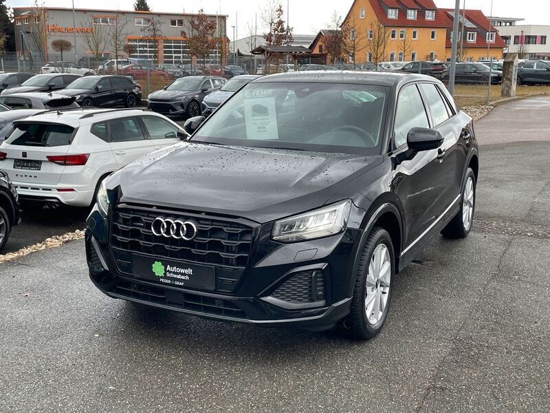Gebraucht Audi Q2 Advanced Plus 150 PS (110 kW) 2022 Mythosschwarz metallic SUV