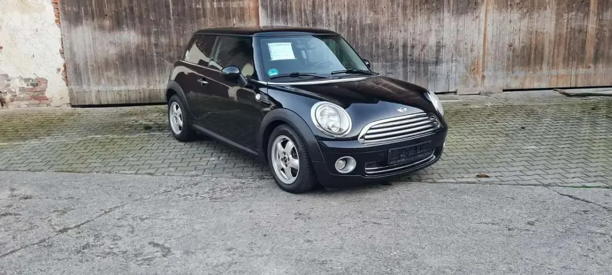 Usata Mini ONE 95 CV (69 kW) 2009 Nero Utilitaria