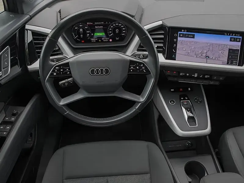 Gebraucht Audi Q4 Sportback e-tron 150 kW (204 PS) 2023 Grau SUV