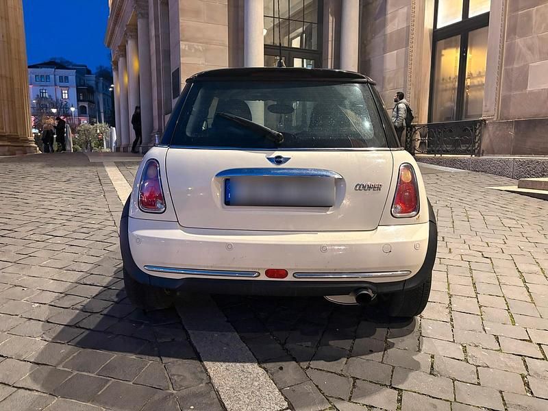Gebraucht Mini Cooper Coupé 117 PS (86 kW) 2006 Weiß Coupé