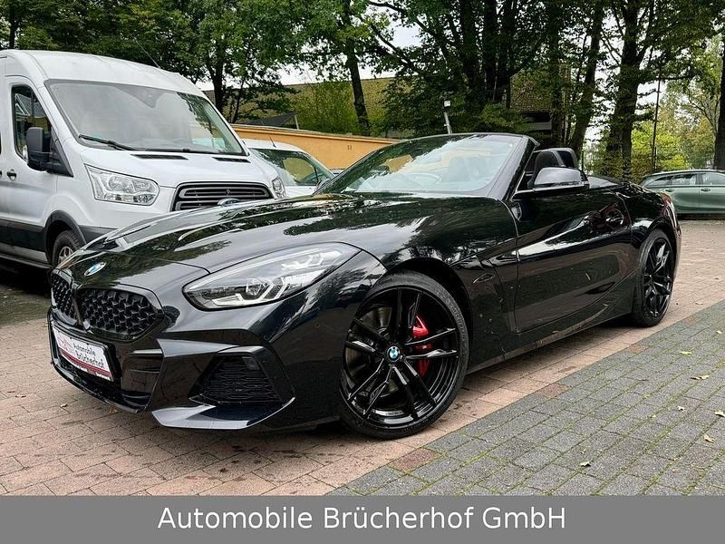 Saphirschwarz metallic Gebraucht 2022 BMW Z4 M Sport Cabrio | 41.990 € (Fairer Preis) - Bild 1/4