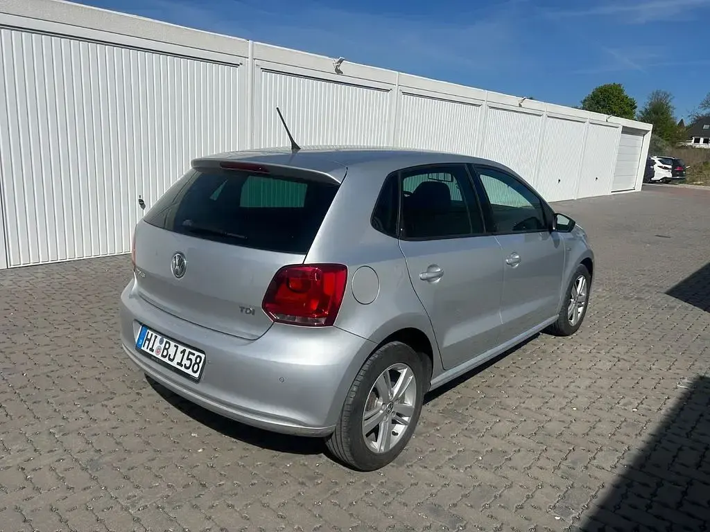 Gebraucht VW Polo Match 75 PS (55 kW) 2013 Silber Kleinwagen