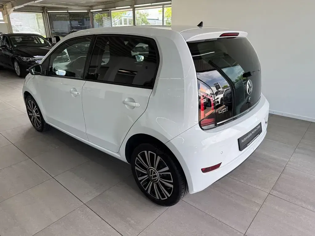 Gebraucht VW up! Active 65 PS (47 kW) 2023 Pure white Kleinwagen