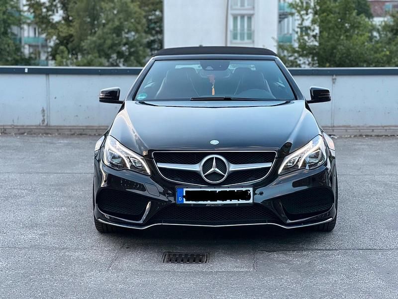 Schwarz Gebraucht 2014 Mercedes E250 AMG Cabrio | 18.350 € (Fairer Preis) - Bild 1/4
