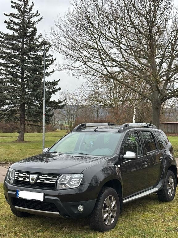 Gebraucht Dacia Duster Prestige 125 PS (91 kW) 2014 Schwarz SUV