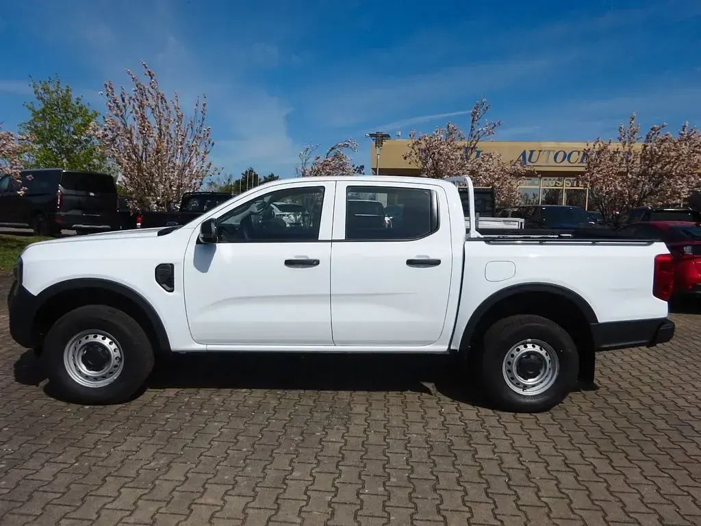 Nowe Ford Ranger XL 170 KM (125 kW) 2026 Biały Pickup