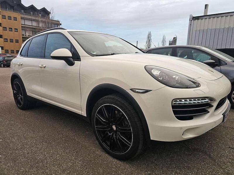 Gebraucht Porsche Cayenne 245 PS (180 kW) 2011 Sandweiss SUV