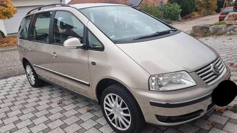 Gold Gebraucht 2006 VW Sharan Comfortline Van / Kleinbus | 3.900 € (Etwas zu teuer) - Bild 1/4