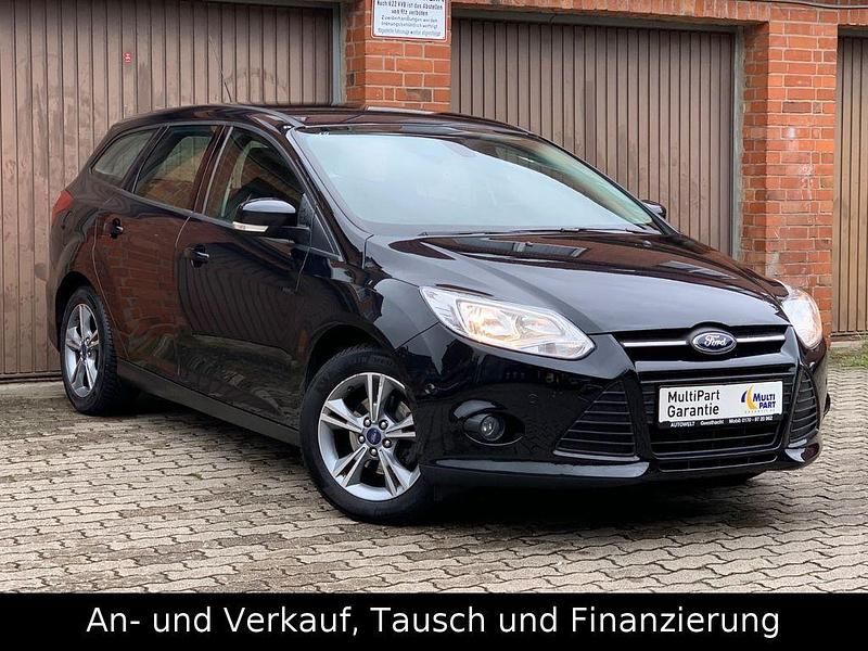 Schwarz Gebraucht 2013 Ford Focus Trend Kombi | 4.899 € (Fairer Preis) - Bild 1/4