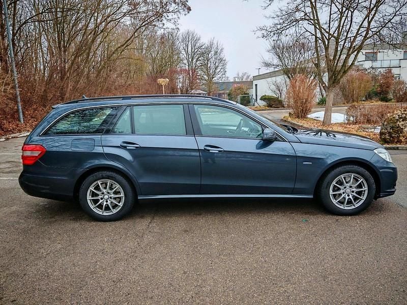 Gebraucht Mercedes E350 265 PS (194 kW) 2010 Grau Kombi