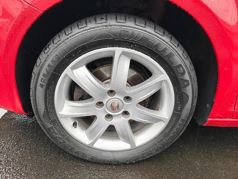 Gebraucht Seat Leon Style 105 PS (77 kW) 2010 Rot Kleinwagen