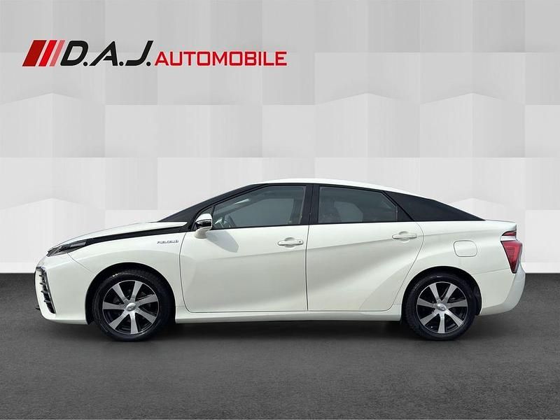 Gebraucht Toyota Mirai 154 PS (113 kW) 2018 Weiß Limousine