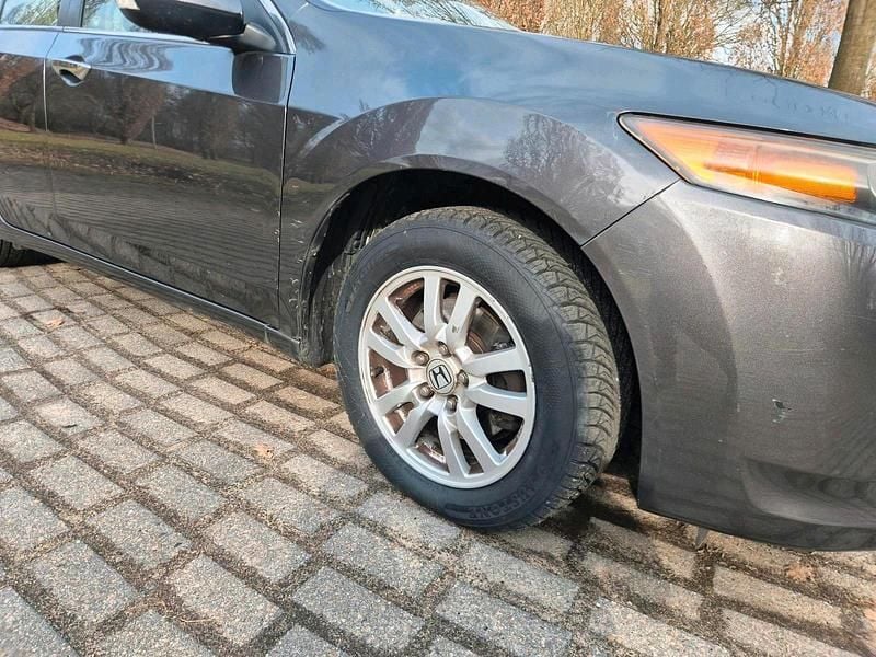 Gebraucht Honda Accord 156 PS (114 kW) 2009 Grau Limousine