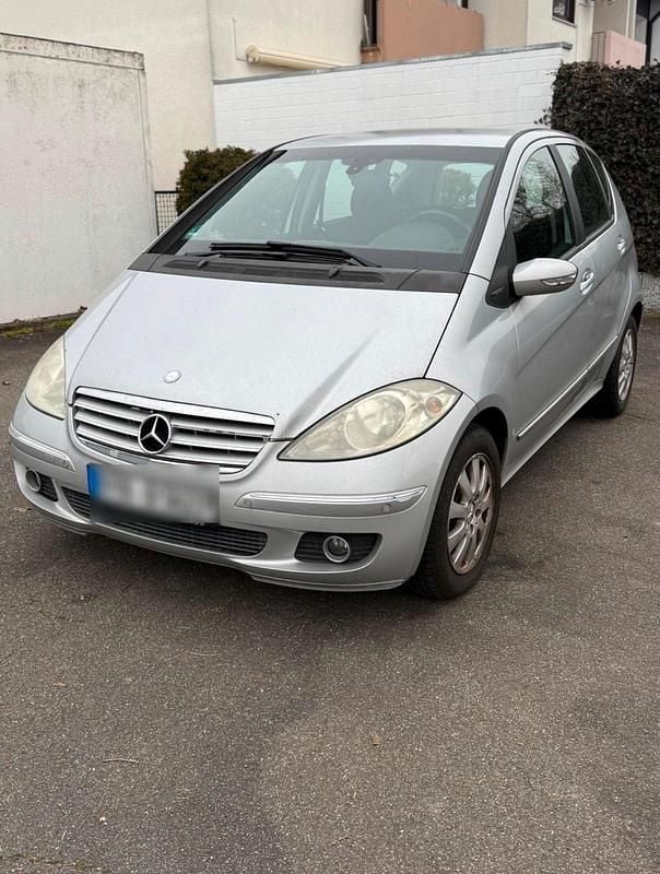 Silber Gebraucht 2004 Mercedes A170 Kleinwagen | 1.500 € (Guter Preis) - Bild 1/4