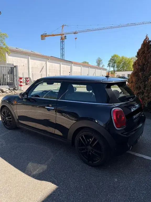 Używany Mini One D 95 KM (69 kW) 2017 Czarny Hatchback