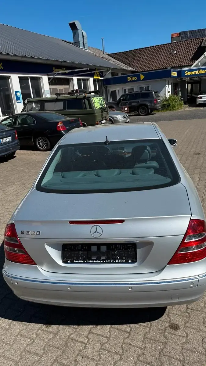 Gebraucht Mercedes E350 272 PS (200 kW) 2005 Silber Limousine