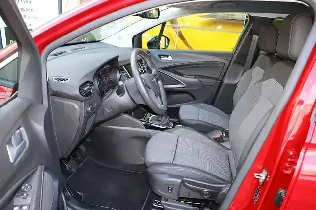 Gebraucht Opel Crossland Elegance 110 PS (80 kW) 2024 Rot SUV