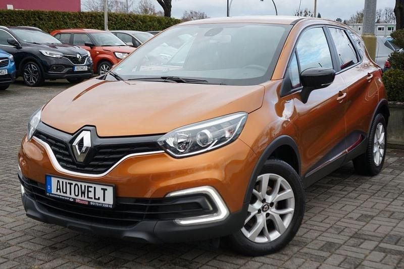 Gebraucht Renault Captur LIMITED 90 PS (66 kW) 2019 Orange SUV