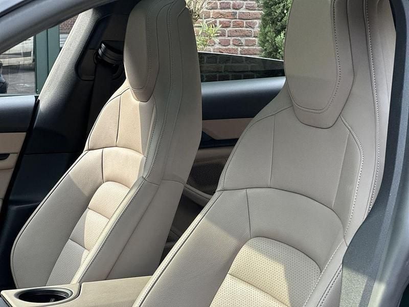 Brewstergreen Gebraucht 2023 Porsche Taycan Cross Turismo Limousine | 75.790 € (Superpreis) - Bild 1/4