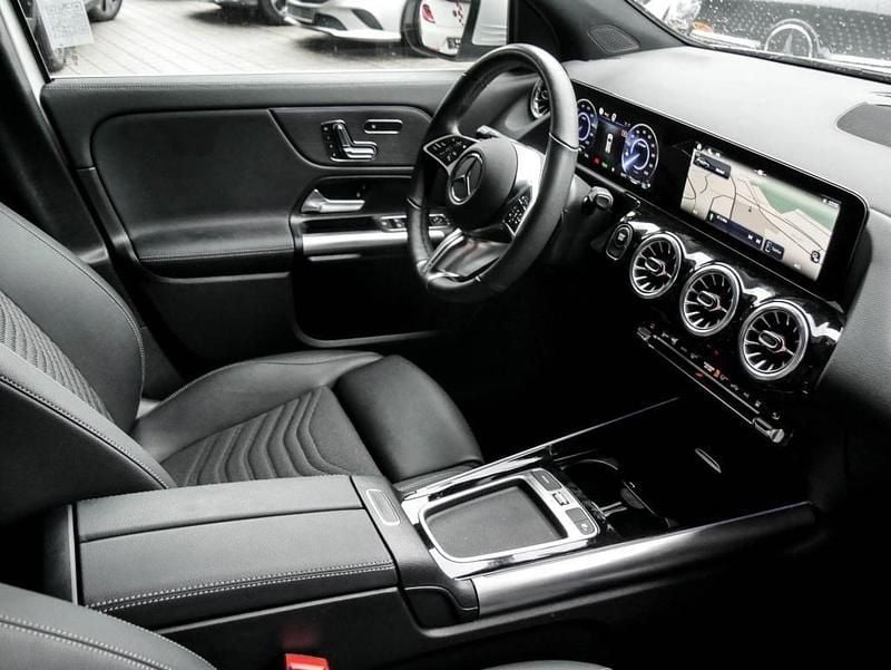 Gebraucht Mercedes EQA250+ Progressive 139 kW (190 PS) 2025 Weiß SUV